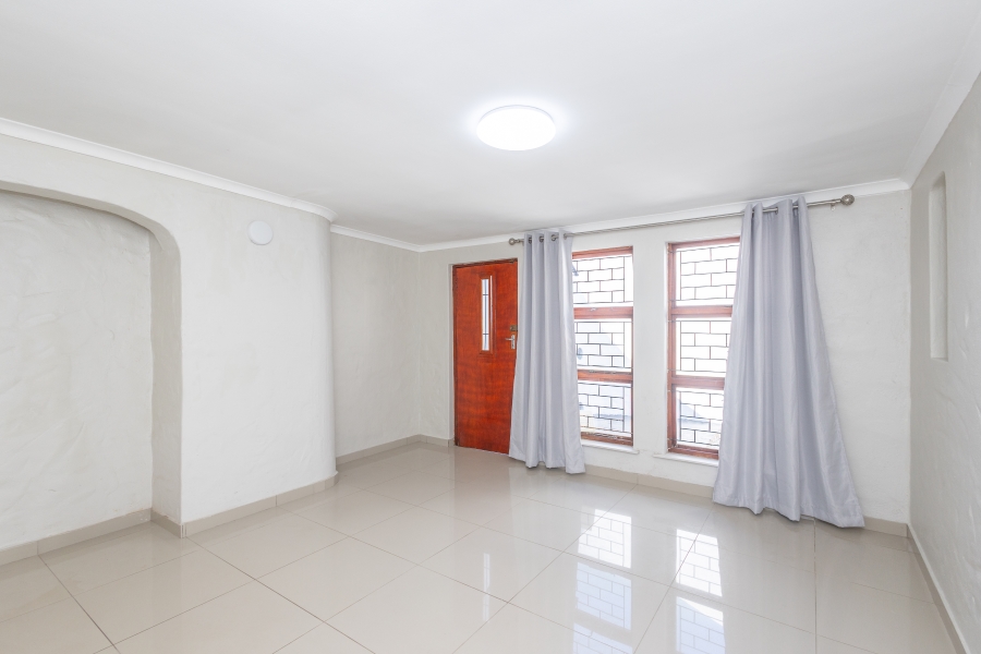 To Let 3 Bedroom Property for Rent in Zoo Park Western Cape